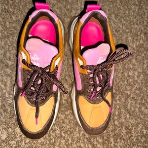 Rollie Nation Sneakers Barbie size 39